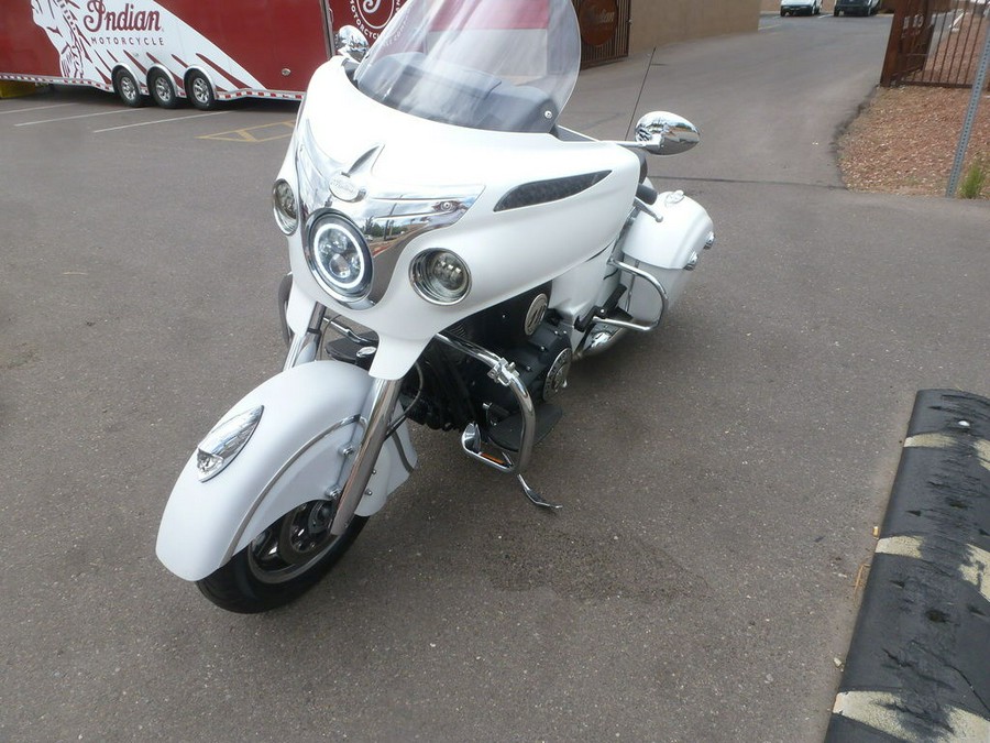 2017 Indian Motorcycle® Chieftain® White Smoke