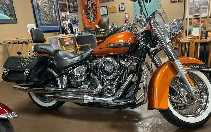 2020 Harley-Davidson Softail FLDE - Deluxe