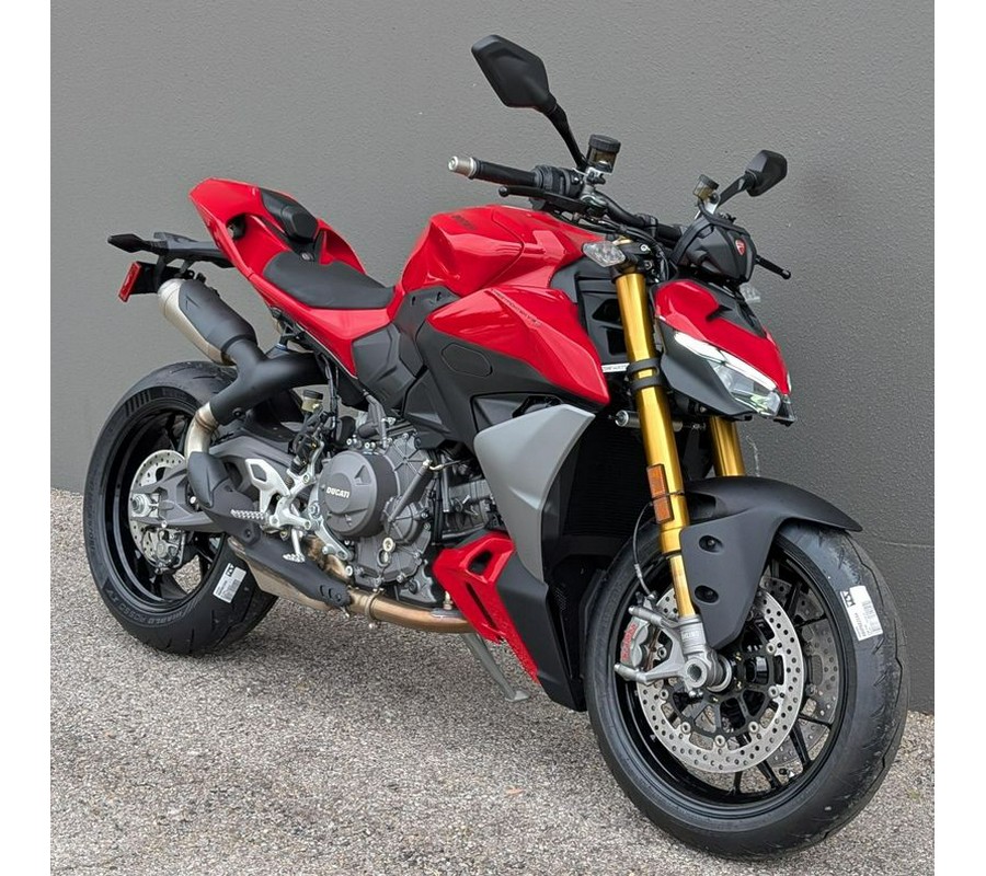 New 2025 Ducati Streetfighter V2 S