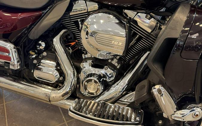 2014 Harley-Davidson Ultra Limited FLHTK SHRINE