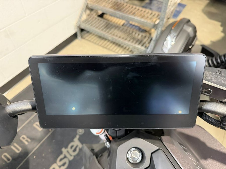 2025 Can-Am Pulse® Base