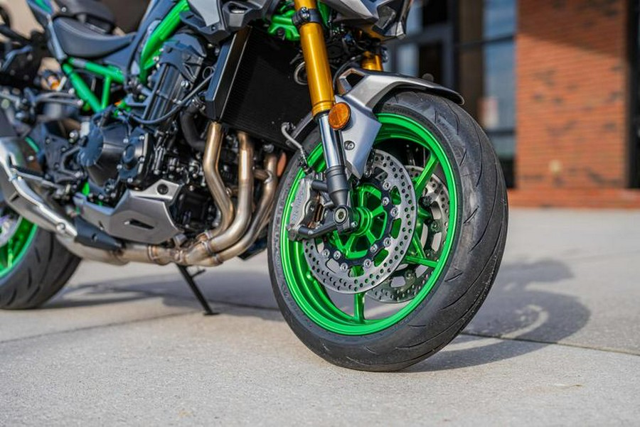 2025 Kawasaki Z900 SE ABS