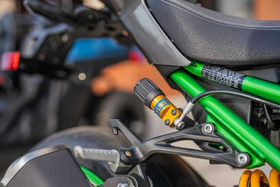 2025 Kawasaki Z900 SE ABS