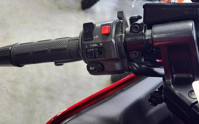 1995 Kawasaki ZX1100E