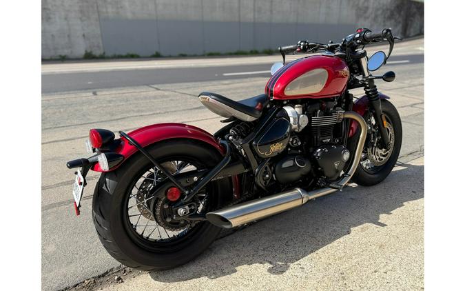 2022 Triumph BONNEVILLE BOBBER