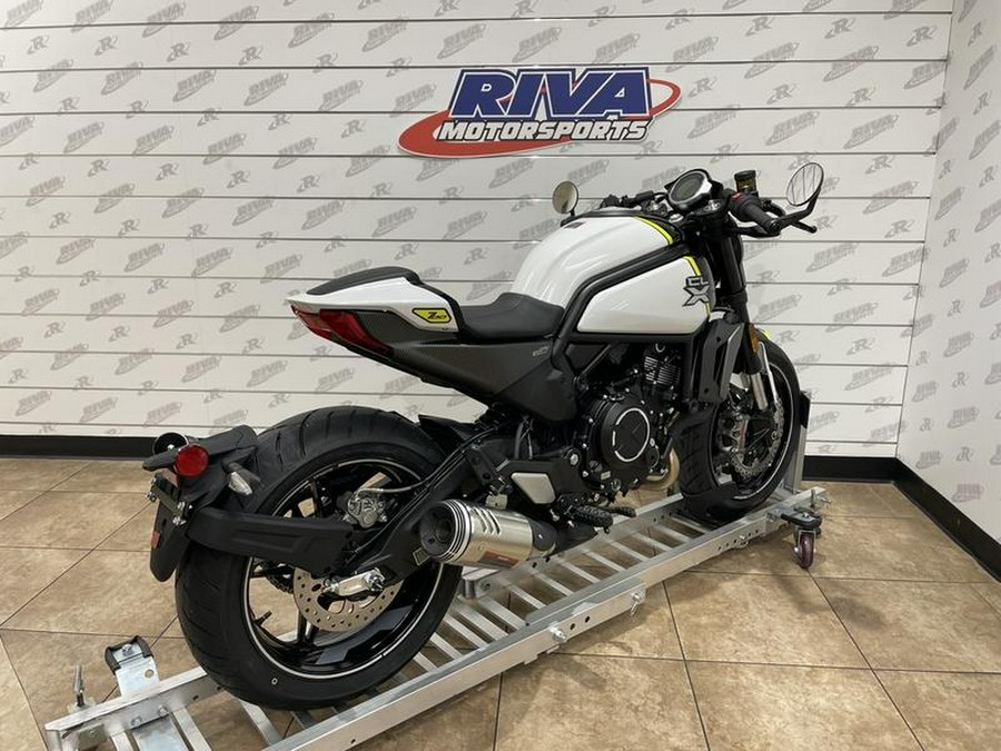 2023 CFMoto 700CL-X Sport