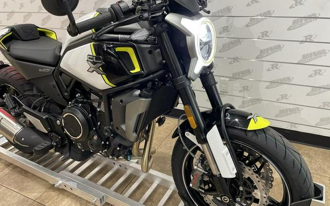 2023 CFMoto 700CL-X Sport