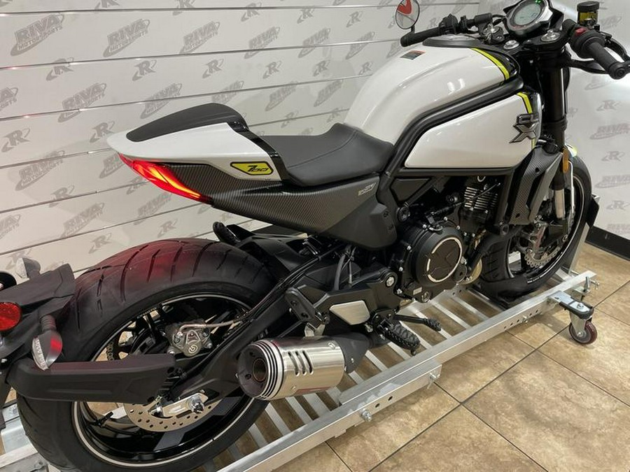 2023 CFMoto 700CL-X Sport