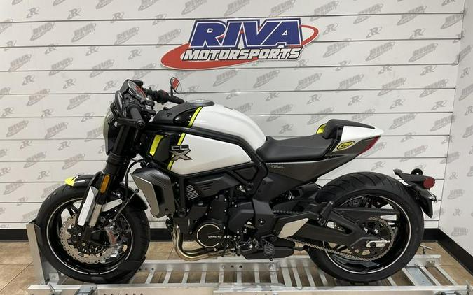 2023 CFMoto 700CL-X Sport