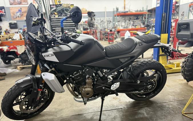 2025 Husqvarna Vitpilen 801