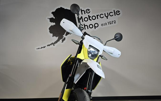 2026 HUSQVARNA 701 SUPERMOTO