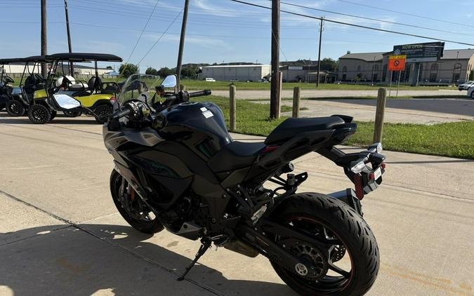 2024 Kawasaki Ninja® 1000SX ABS