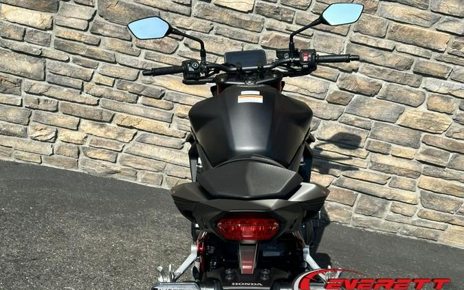 2026 Honda® CB750 Hornet E-Clutch