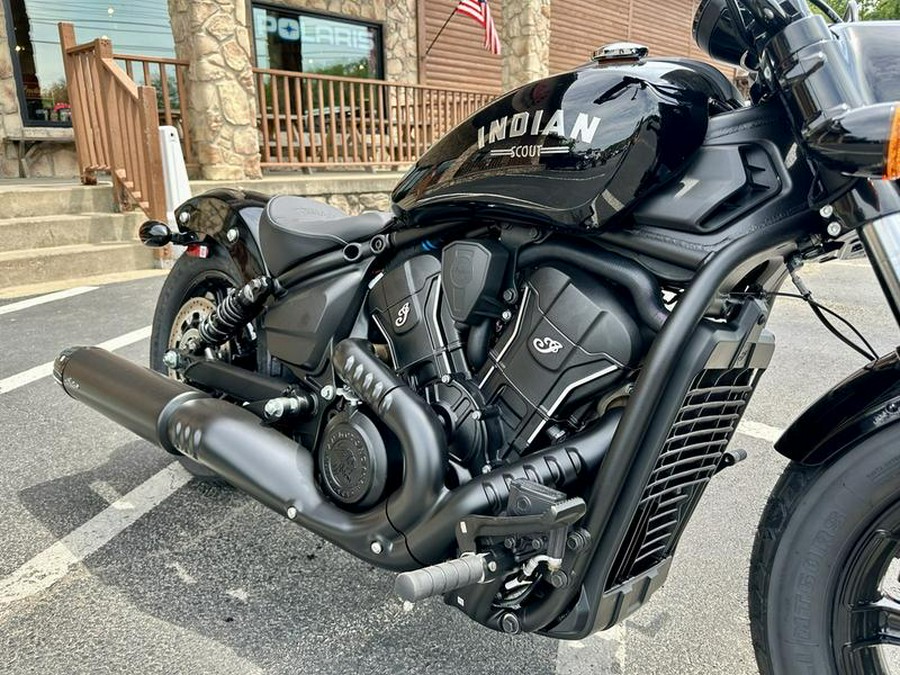 2025 Indian Motorcycle® Scout® Bobber Black Metallic