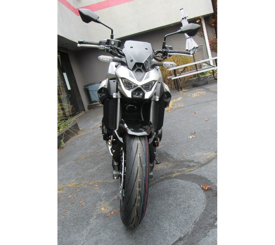 2025 Kawasaki Z900 ABS