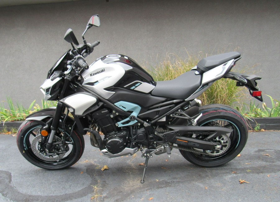 2025 Kawasaki Z900 ABS