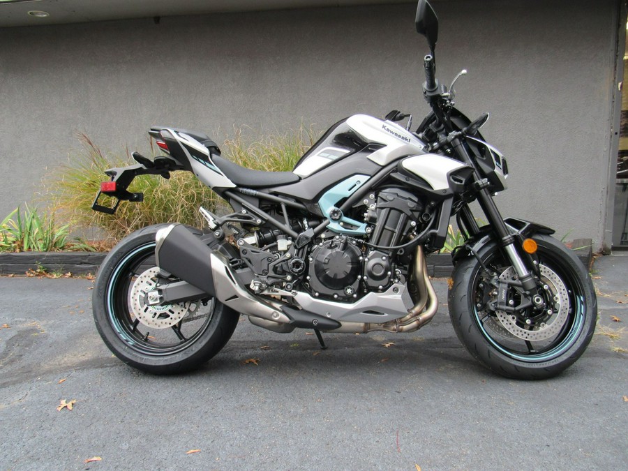 2025 Kawasaki Z900 ABS