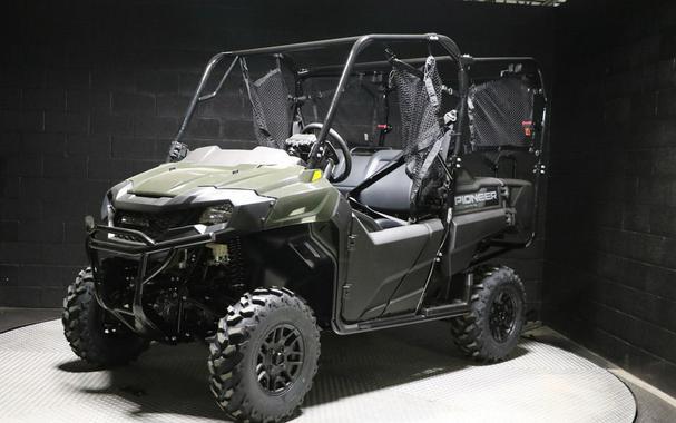 2026 Honda® Pioneer 700-4 Deluxe