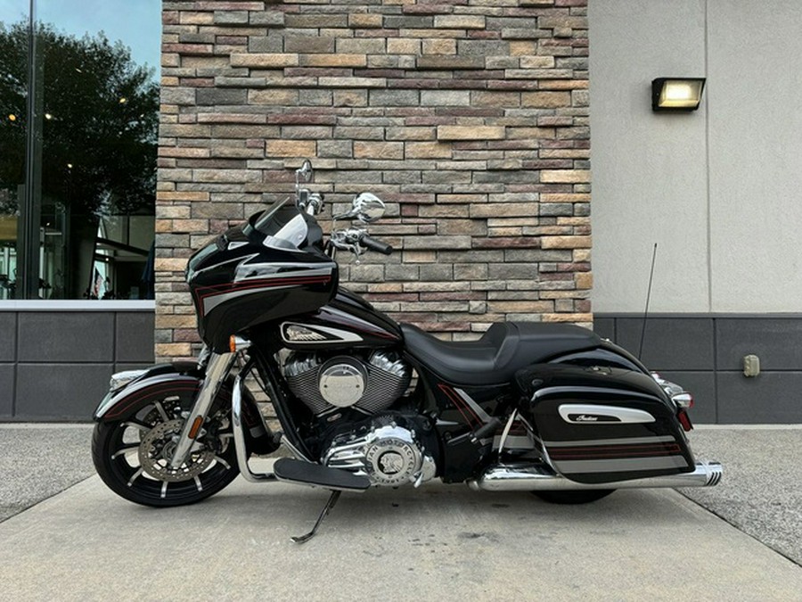 2020 Indian Chieftain Limited Thunder Black w/Graphics Classic Thunder Black Ivory Cream