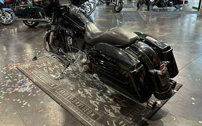 2016 Harley-Davidson FLHXS - Street Glide Special