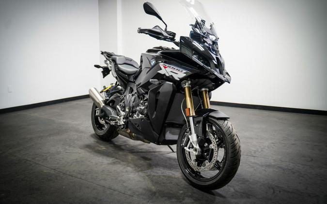 2025 BMW S 1000 XR Black Storm Metallic 2