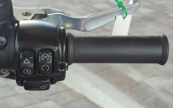 2016 Harley-Davidson® XL883L - Sportster® SuperLow®