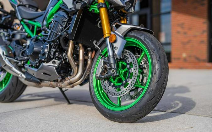 2025 Kawasaki Z900 SE ABS