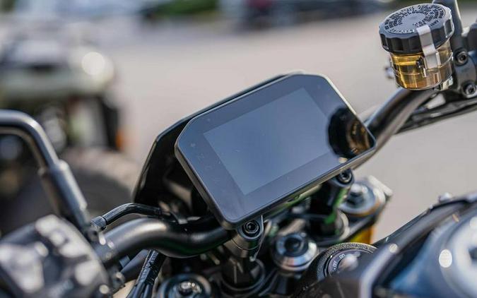 2025 Kawasaki Z900 SE ABS