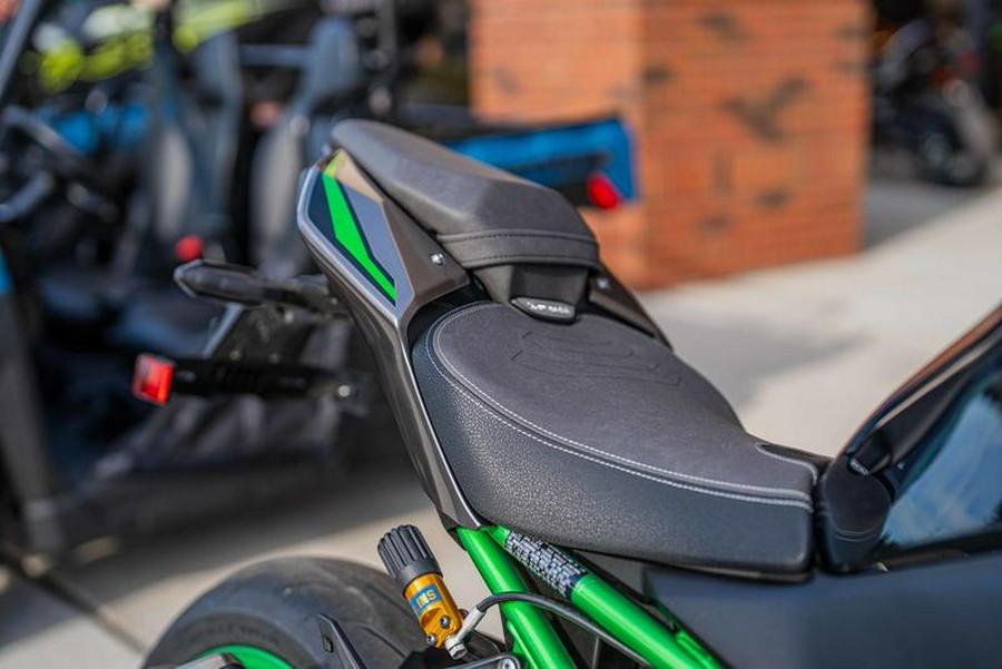 2025 Kawasaki Z900 SE ABS