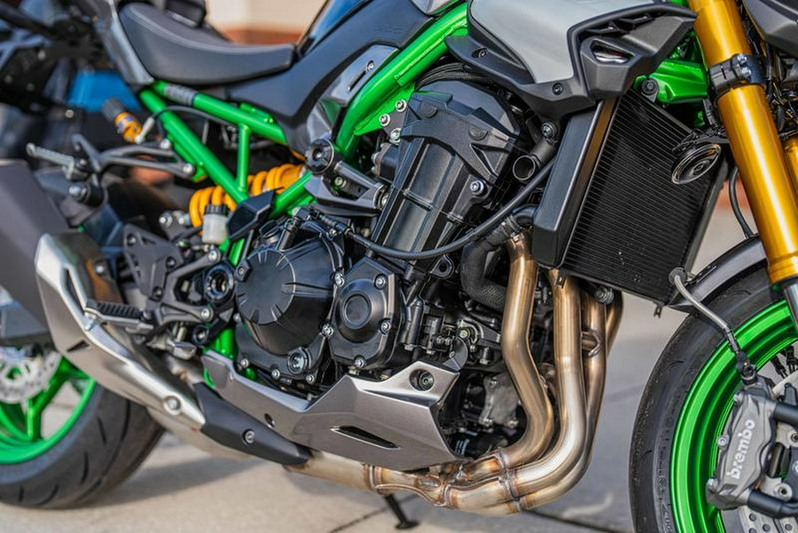 2025 Kawasaki Z900 SE ABS