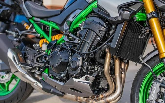 2025 Kawasaki Z900 SE ABS