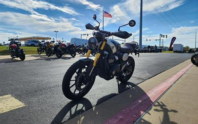 2025 Triumph Scrambler 400 X