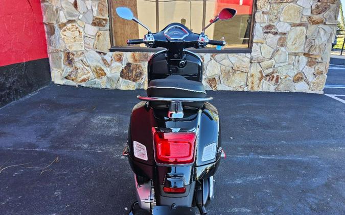 2027 Vespa GTS 310 SuperSport
