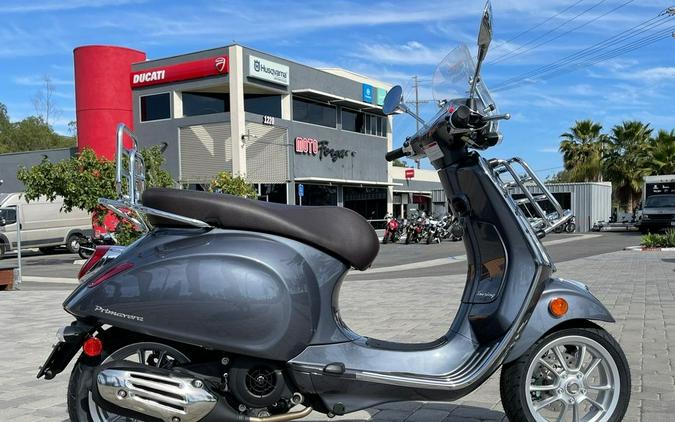 2022 Vespa Primavera 150 Touring