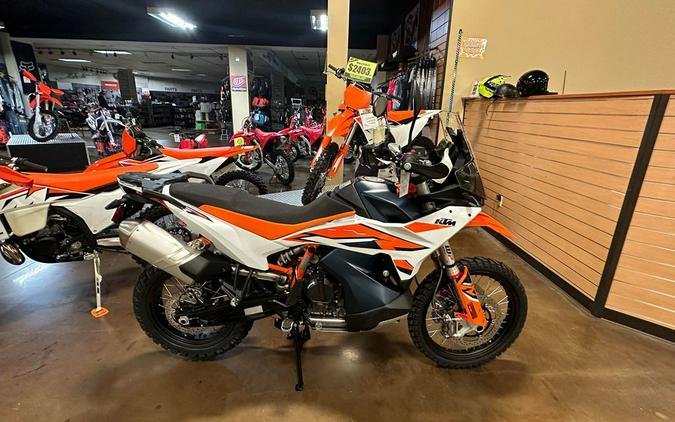 2023 KTM 890 Adventure R