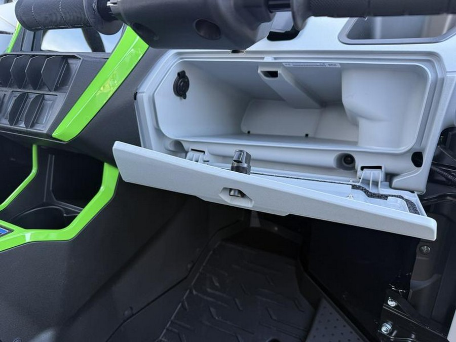 2026 Kawasaki Teryx®4 H2 Deluxe eS