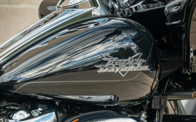 2023 Harley-Davidson® FLTRT - Road Glide® 3