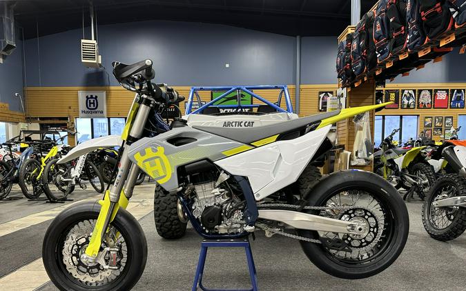 2023 Husqvarna FS 450 First Look [7 Supermoto Fast Facts]