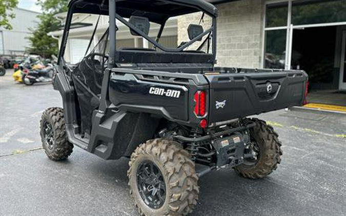 2024 Can-Am Defender XT HD10