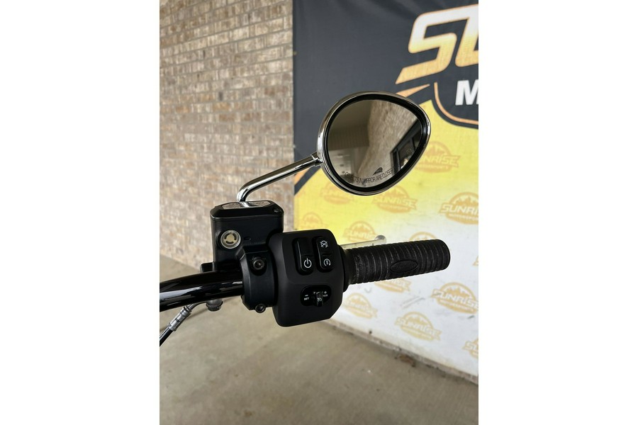 2022 Indian Motorcycle Super Chief ABS