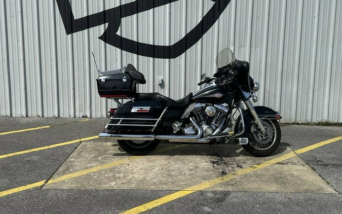 2009 Harley-Davidson® Electra Glide® Classic Vivid Black
