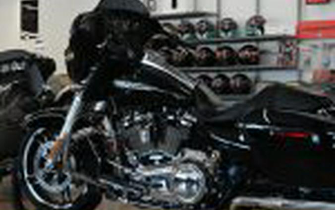 2017 Harley Davidson Street Glide