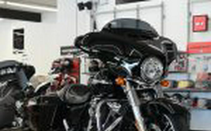 2017 Harley Davidson Street Glide