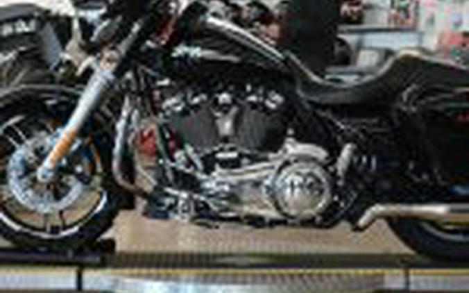 2017 Harley Davidson Street Glide