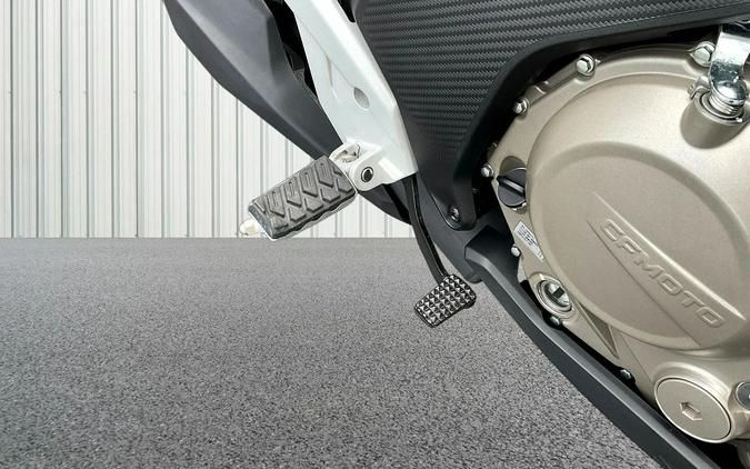 2022 CFMOTO 650 Adventura CF650-3US