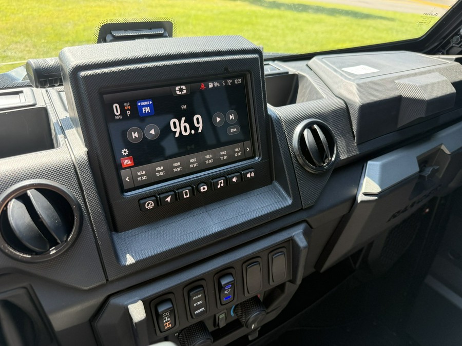 2027 POLARIS RANGER CREW XP 1000 NORTHSTAR TEXAS EDITION