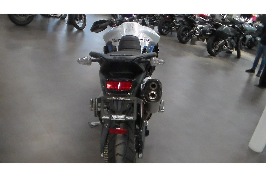 2026 Triumph Tiger 900 Alpine Edition