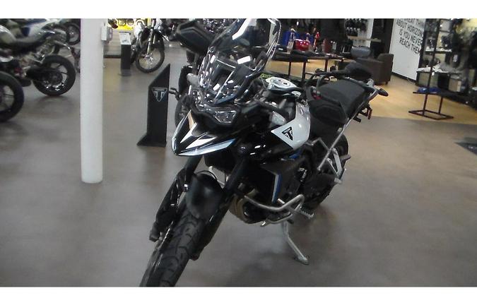 2026 Triumph Tiger 900 Alpine Edition