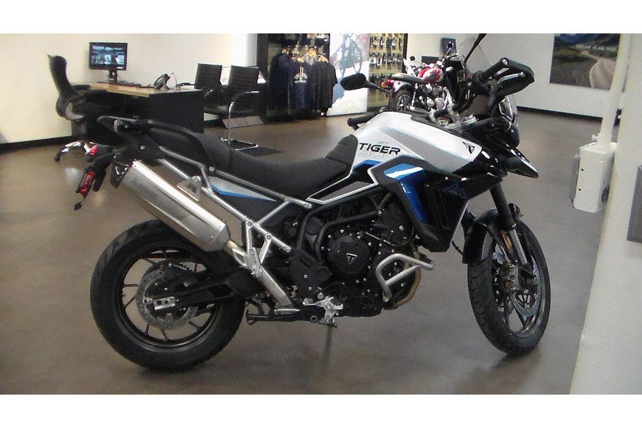 2026 Triumph Tiger 900 Alpine Edition