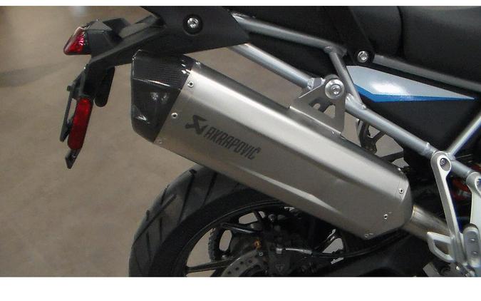2026 Triumph Tiger 900 Alpine Edition